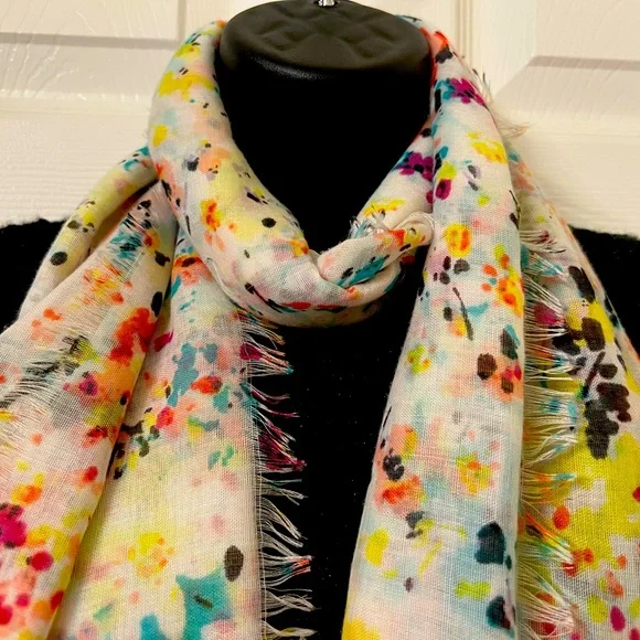 Spring scarf! - Picture 1 of 5
